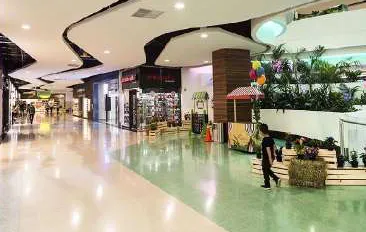 Iluminación profesional para espacios comerciales